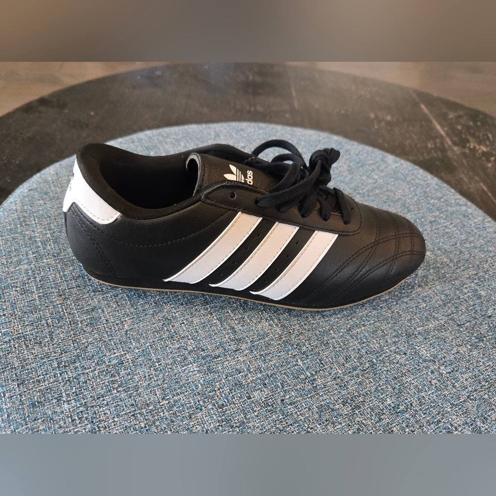 Womens Adidas Taekwondo Lace Black and White Gum Shoes - Picture 7 of 10